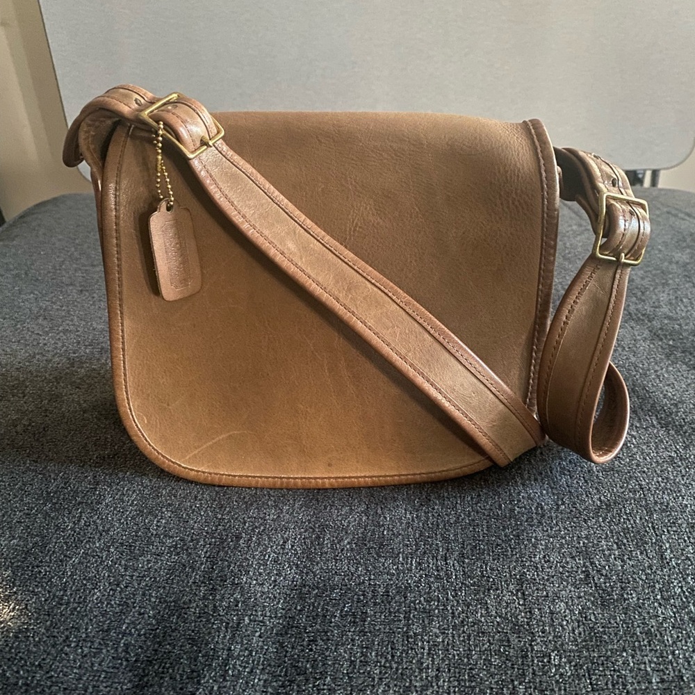 Coach Vintage 9170 NYC Classic Shoulder/Saddle Bag, Putty